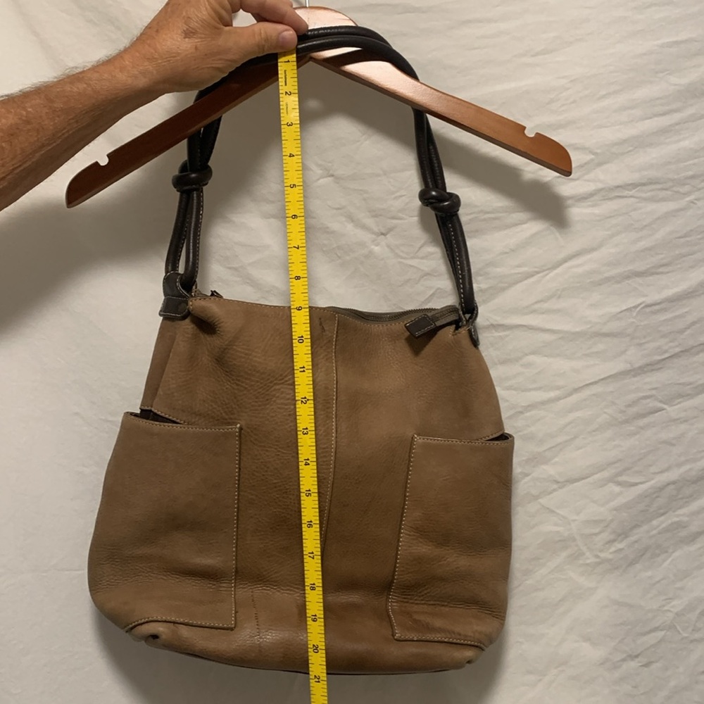 EUC Sundance Chic Tan Leather Shoulder Bag - Picture 4 of 15